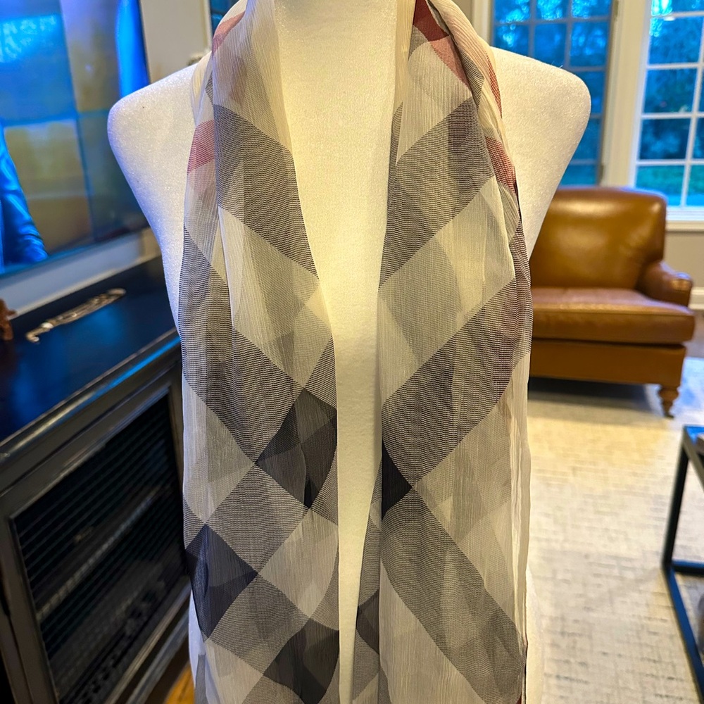 Authentic Burberry Silk Chiffon Smocked Check Scarf